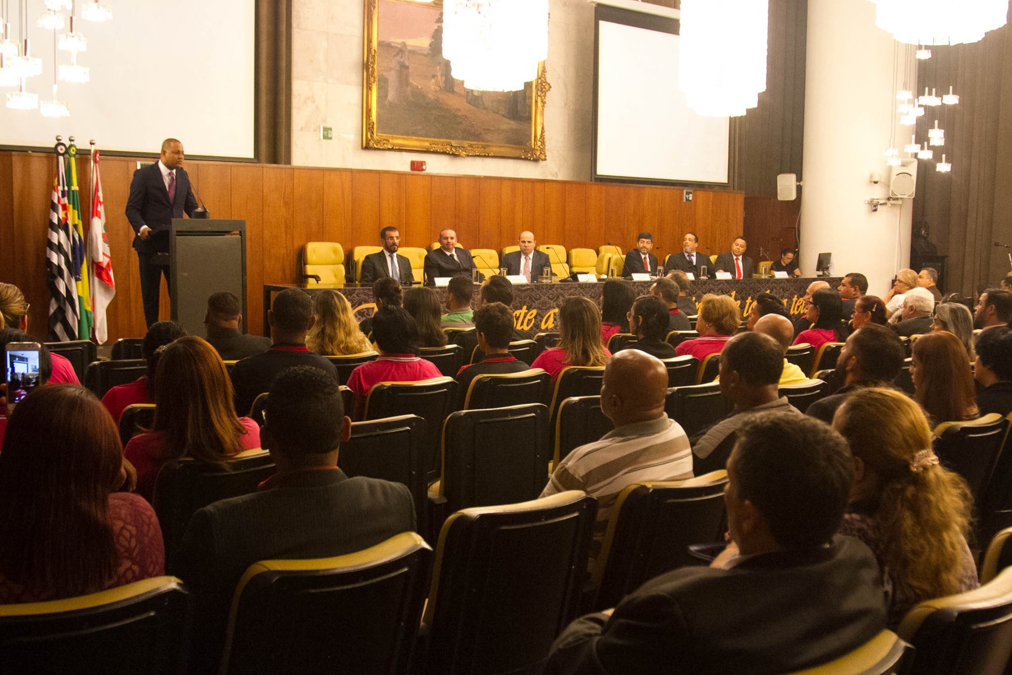 Imagem de capa - Solenidade pelo Dia da Bíblia reúne líderes de diversas denominações